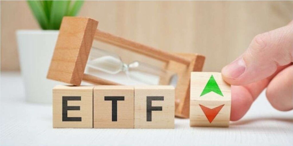 Advantages & Disadvantages of Leveraged ETFs